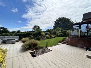 Photo 27- click for photo gallery